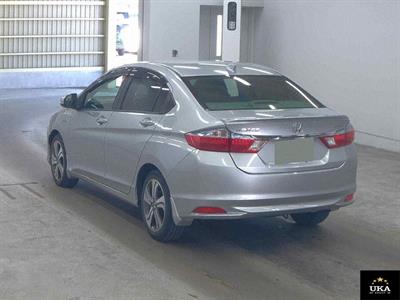 2015 Honda Grace - Thumbnail