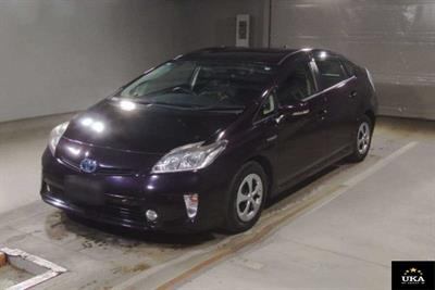 2013 Toyota Prius - Thumbnail