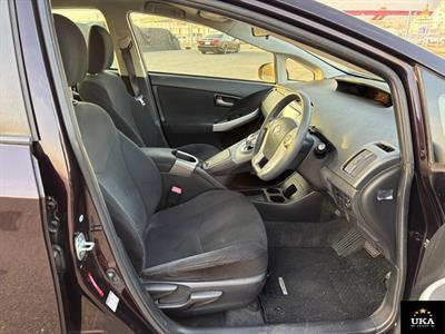 2013 Toyota Prius - Thumbnail