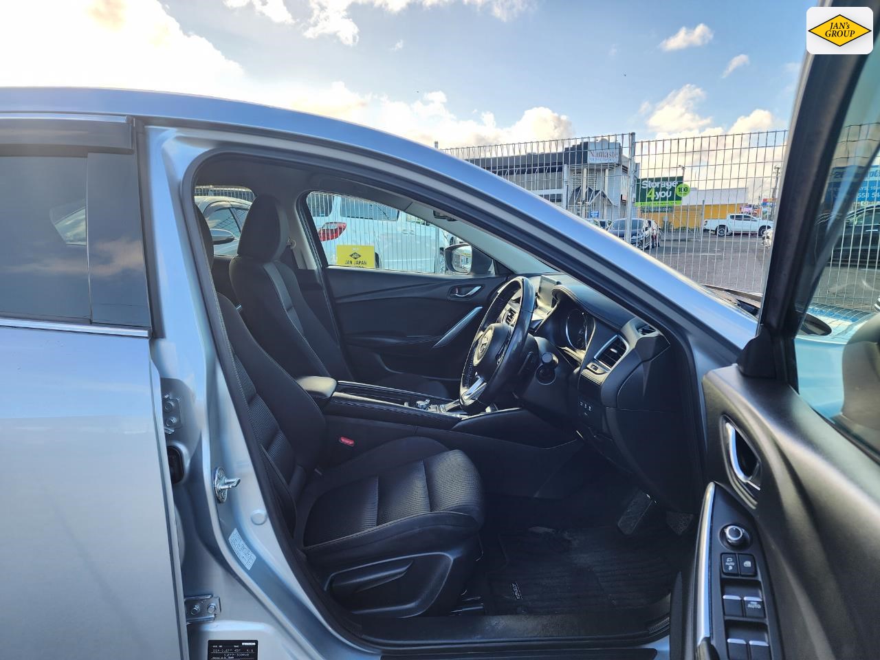2017 Mazda Atenza