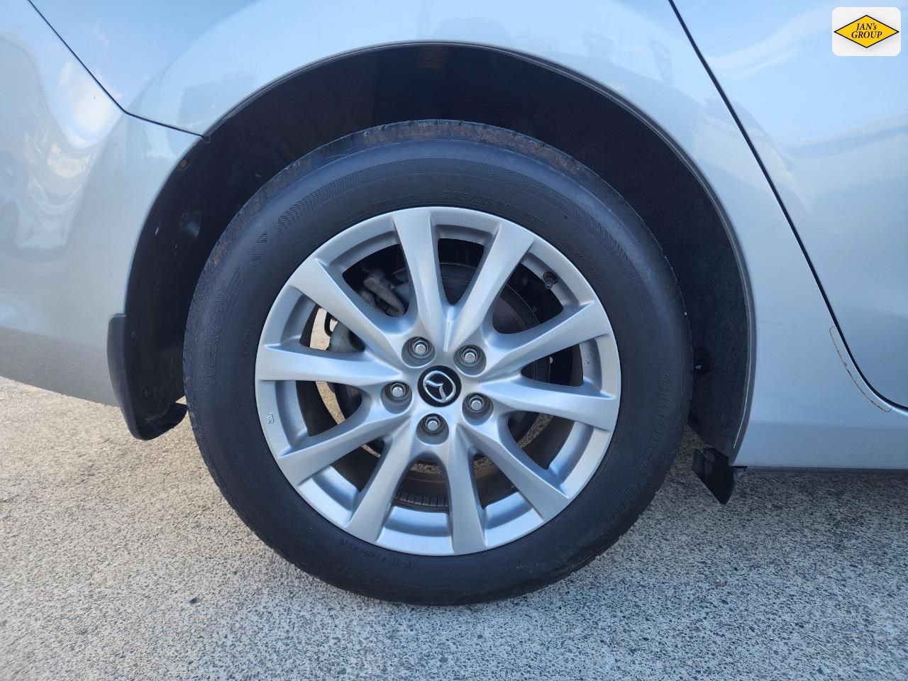 2017 Mazda Atenza