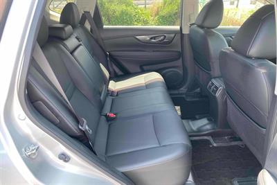 2015 Nissan X-Trail - Thumbnail