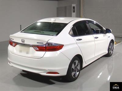 2015 Honda Grace - Thumbnail
