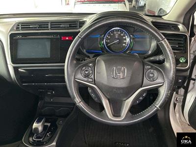 2015 Honda Grace - Thumbnail