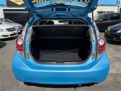 2014 Toyota Aqua - Thumbnail
