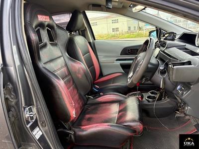 2012 Toyota Aqua - Thumbnail