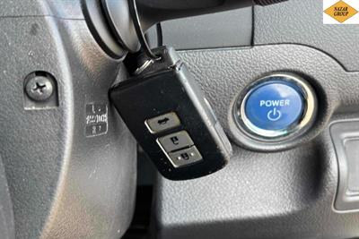 2012 Toyota Camry - Thumbnail