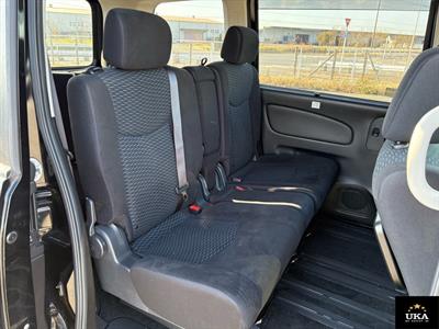 2013 Nissan Serena - Thumbnail