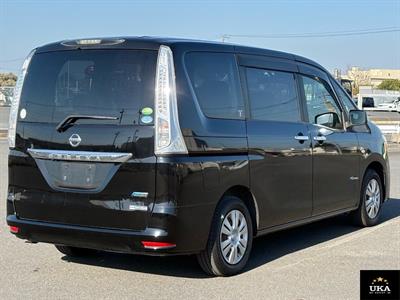 2013 Nissan Serena - Thumbnail