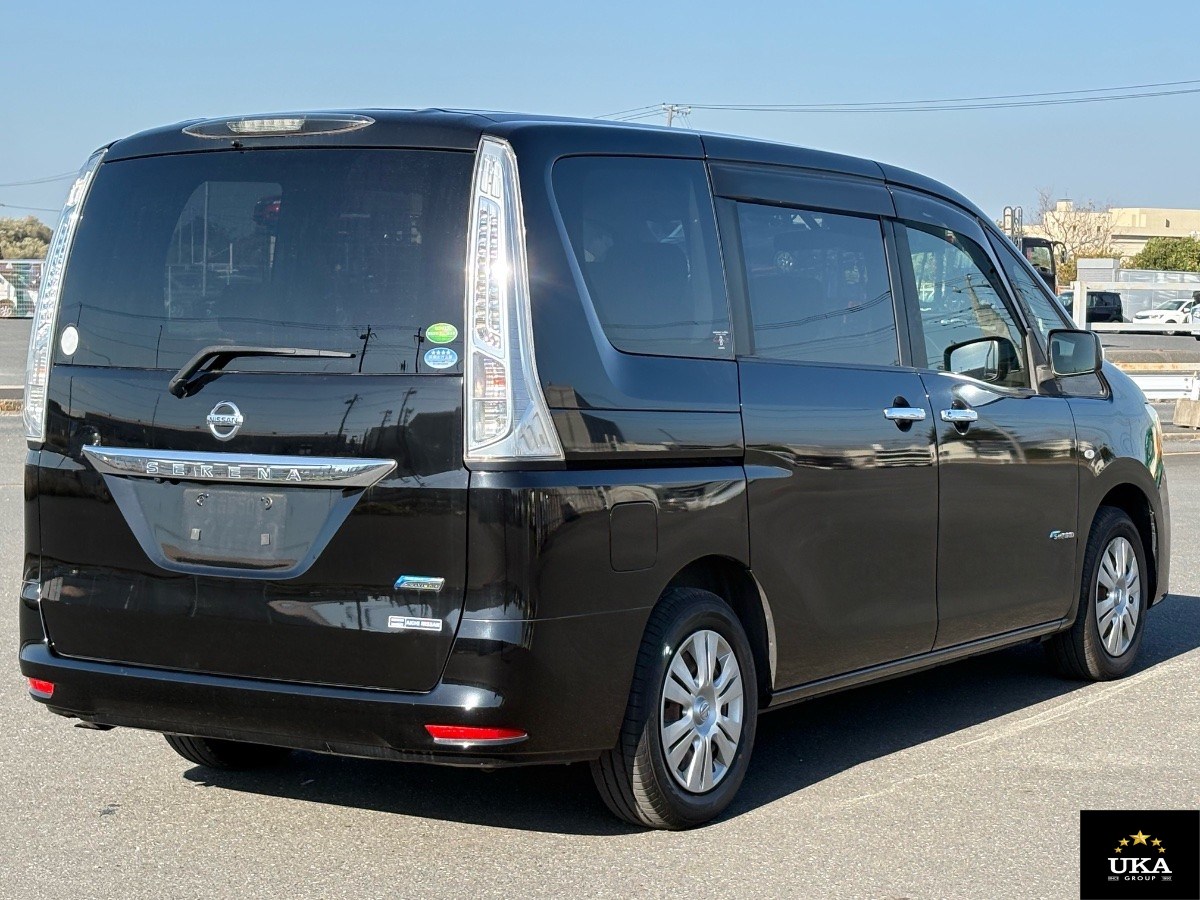 2013 Nissan Serena