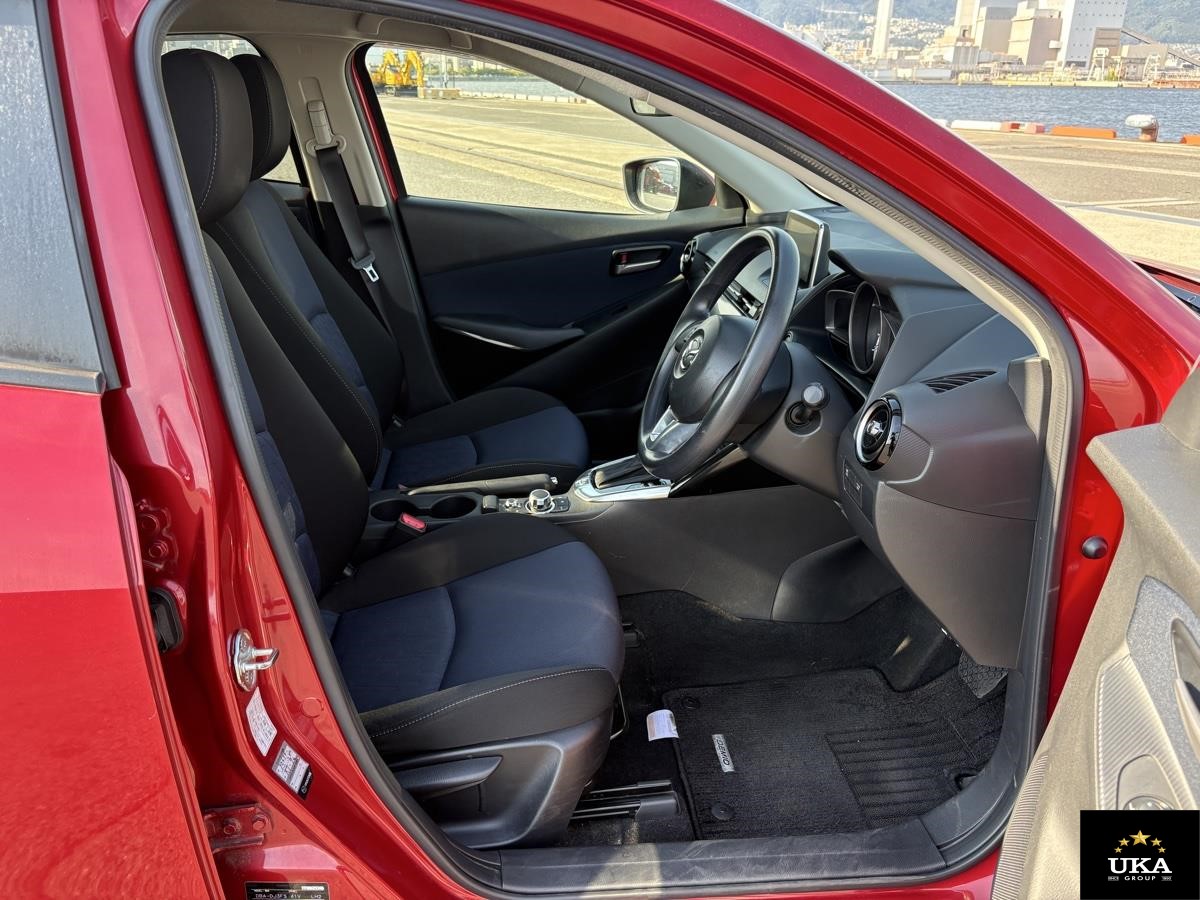 2016 Mazda Demio