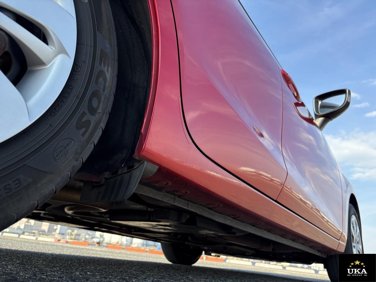 2016 Mazda Demio