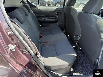 2015 Toyota Aqua - Thumbnail