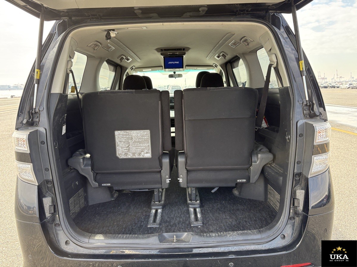 2013 Toyota Vellfire