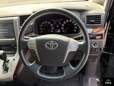 2013 Toyota Vellfire - Thumbnail