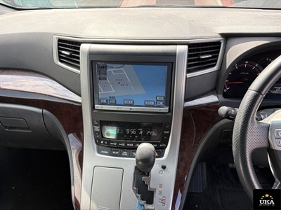 2013 Toyota Vellfire - Thumbnail