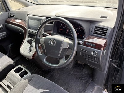 2013 Toyota Vellfire - Thumbnail