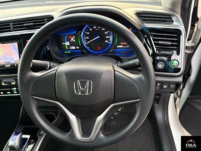 2016 Honda Grace - Thumbnail