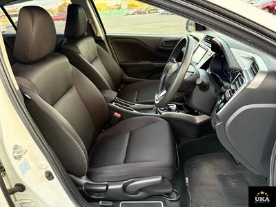 2016 Honda Grace - Thumbnail