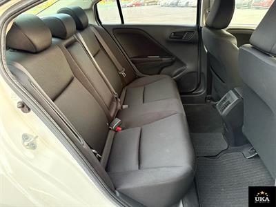 2016 Honda Grace - Thumbnail