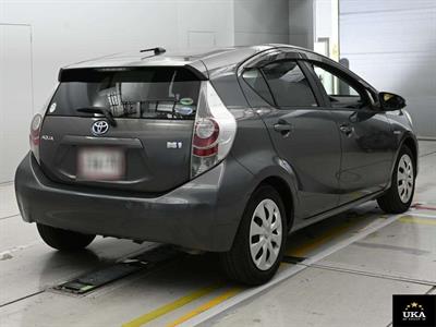 2014 Toyota Aqua - Thumbnail
