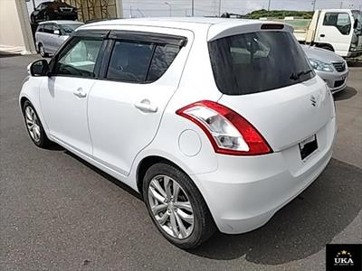 2013 Suzuki Swift - Thumbnail