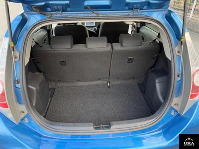 2013 Toyota Aqua - Thumbnail