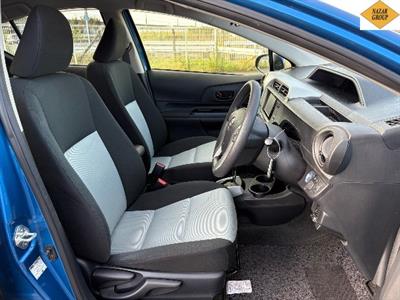 2014 Toyota Aqua - Thumbnail