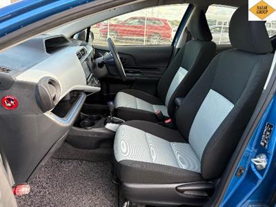 2014 Toyota Aqua - Thumbnail