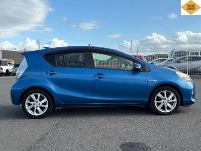 2014 Toyota Aqua - Thumbnail