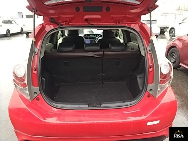 2012 Toyota Aqua