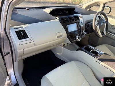 2013 Toyota Prius - Thumbnail