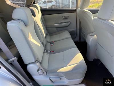 2013 Toyota Prius - Thumbnail