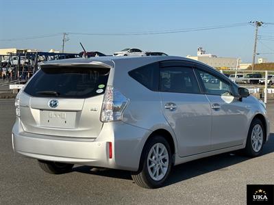 2013 Toyota Prius - Thumbnail