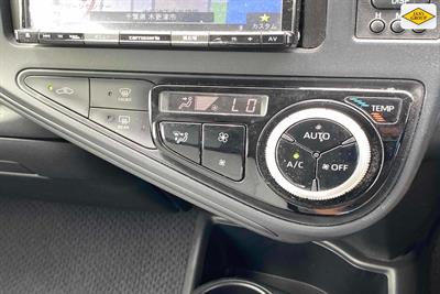 2020 Toyota Aqua - Thumbnail