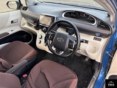 2017 Toyota Sienta - Thumbnail