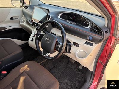 2016 Toyota Sienta - Thumbnail