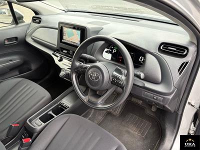 2022 Toyota Aqua - Thumbnail