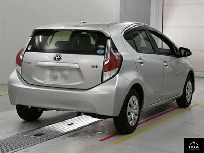 2016 Toyota Aqua - Thumbnail