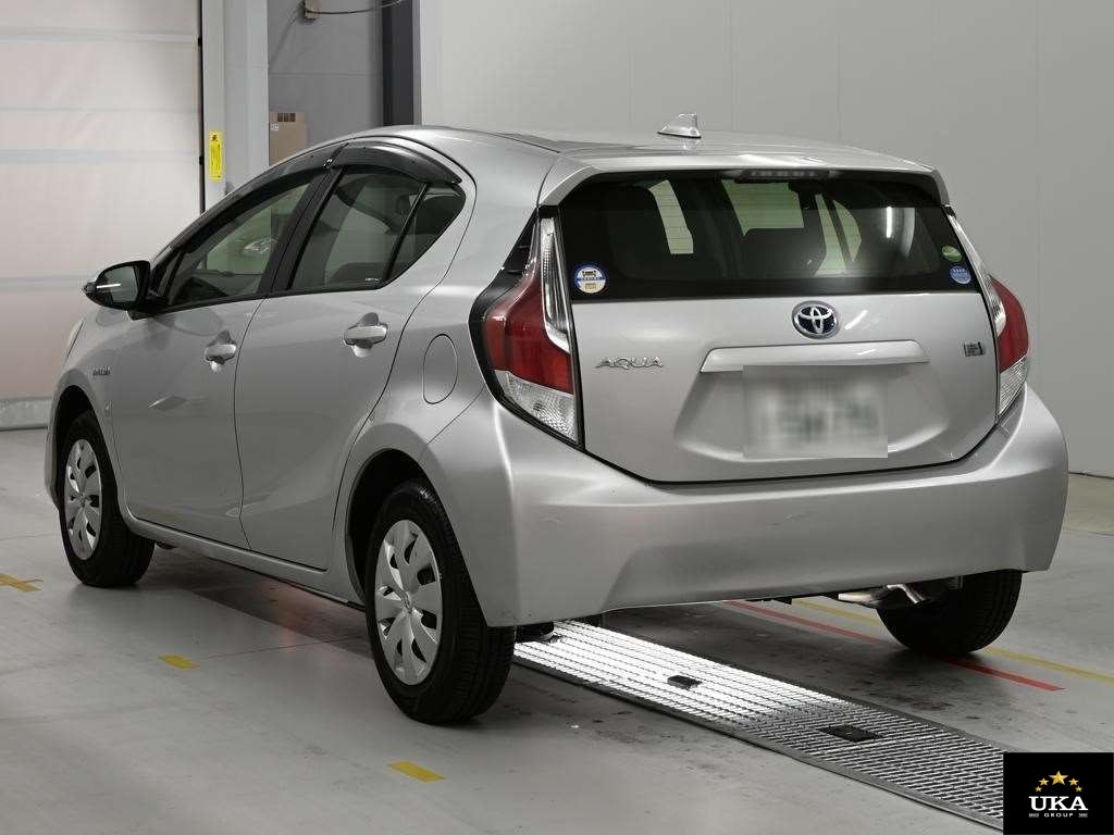 2016 Toyota Aqua