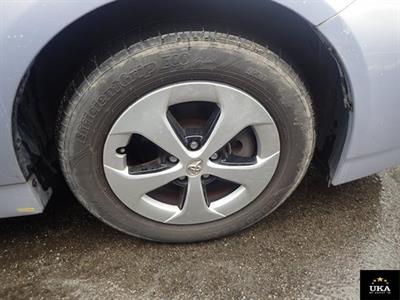 2014 Toyota Prius - Thumbnail