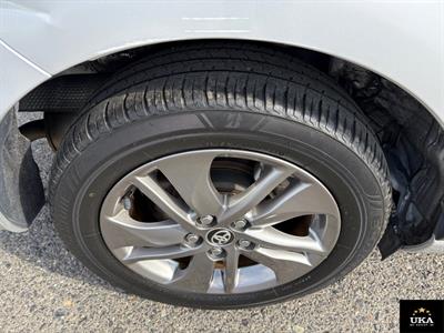 2016 Toyota Sienta - Thumbnail