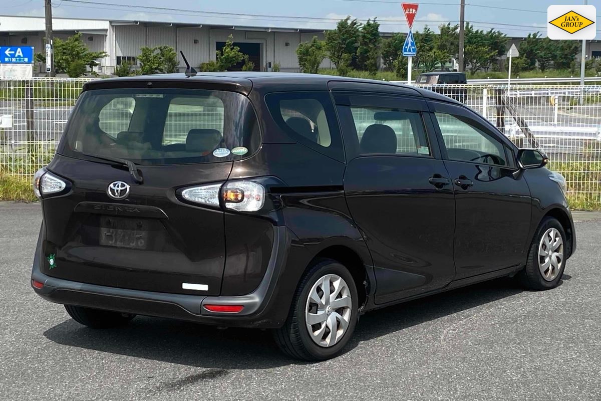 2016 Toyota Sienta