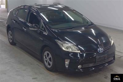 2014 Toyota Prius - Thumbnail