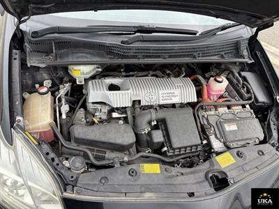 2014 Toyota Prius - Thumbnail