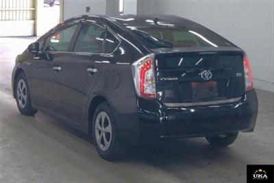 2014 Toyota Prius - Thumbnail