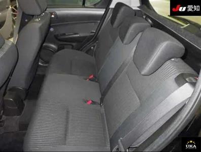 2014 Suzuki Swift - Thumbnail