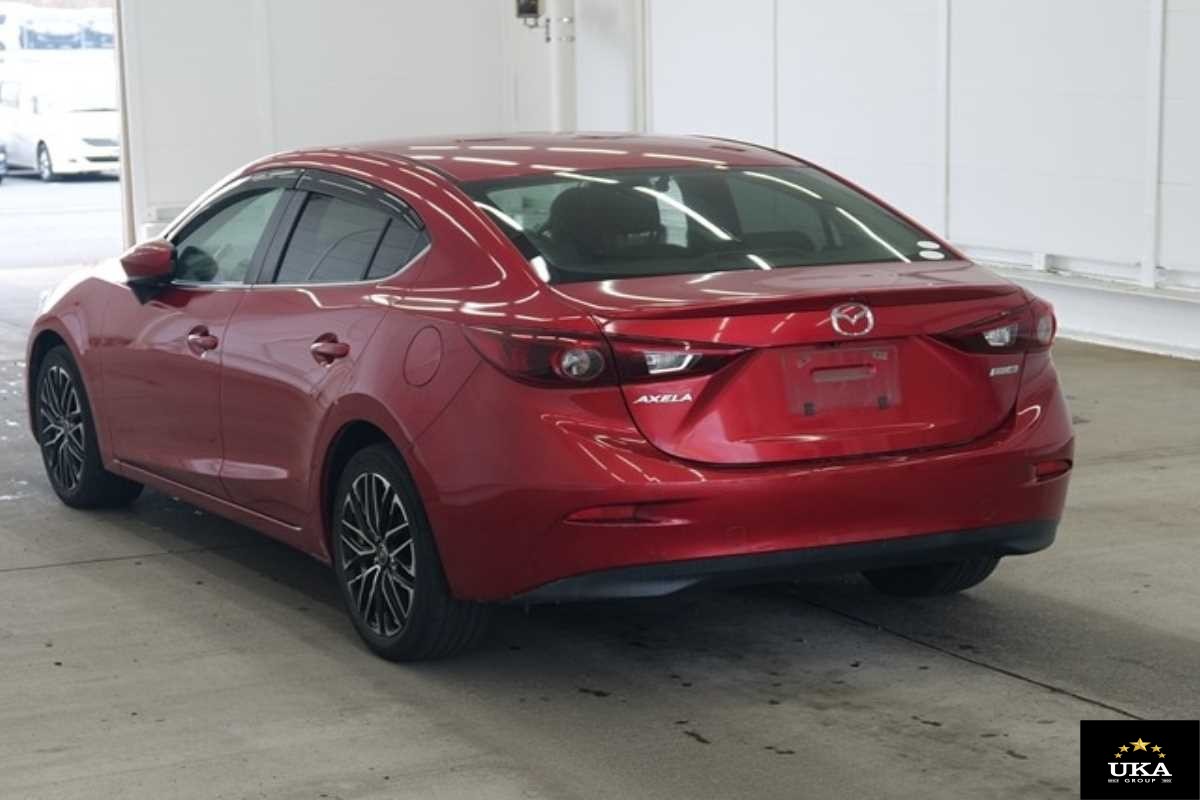 2015 Mazda Axela