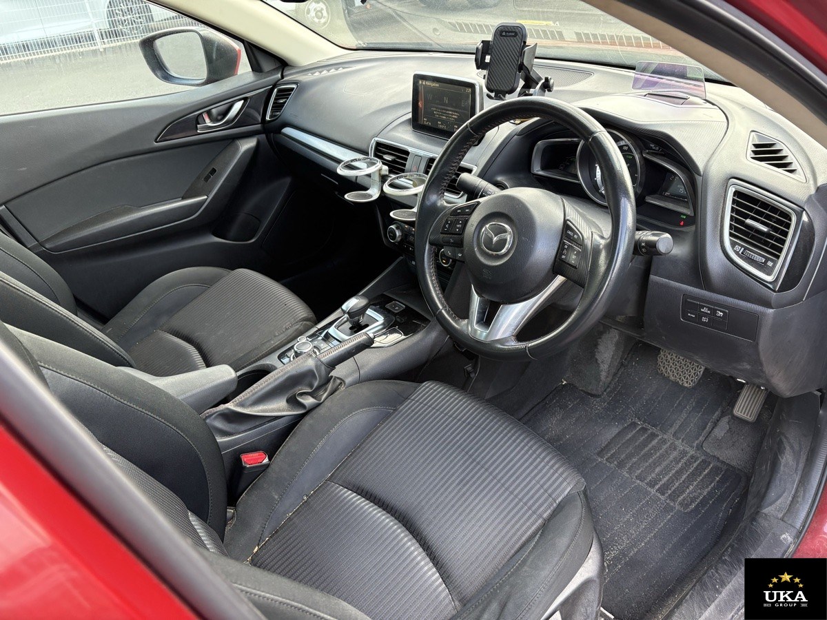 2015 Mazda Axela