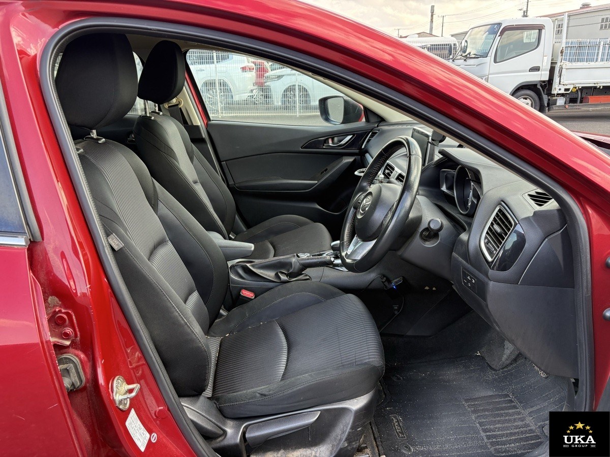2015 Mazda Axela